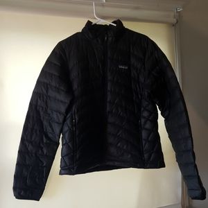Black Patagonia women's nano puff jacket